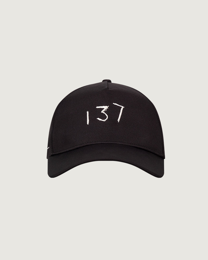 137 Logo Cap Black